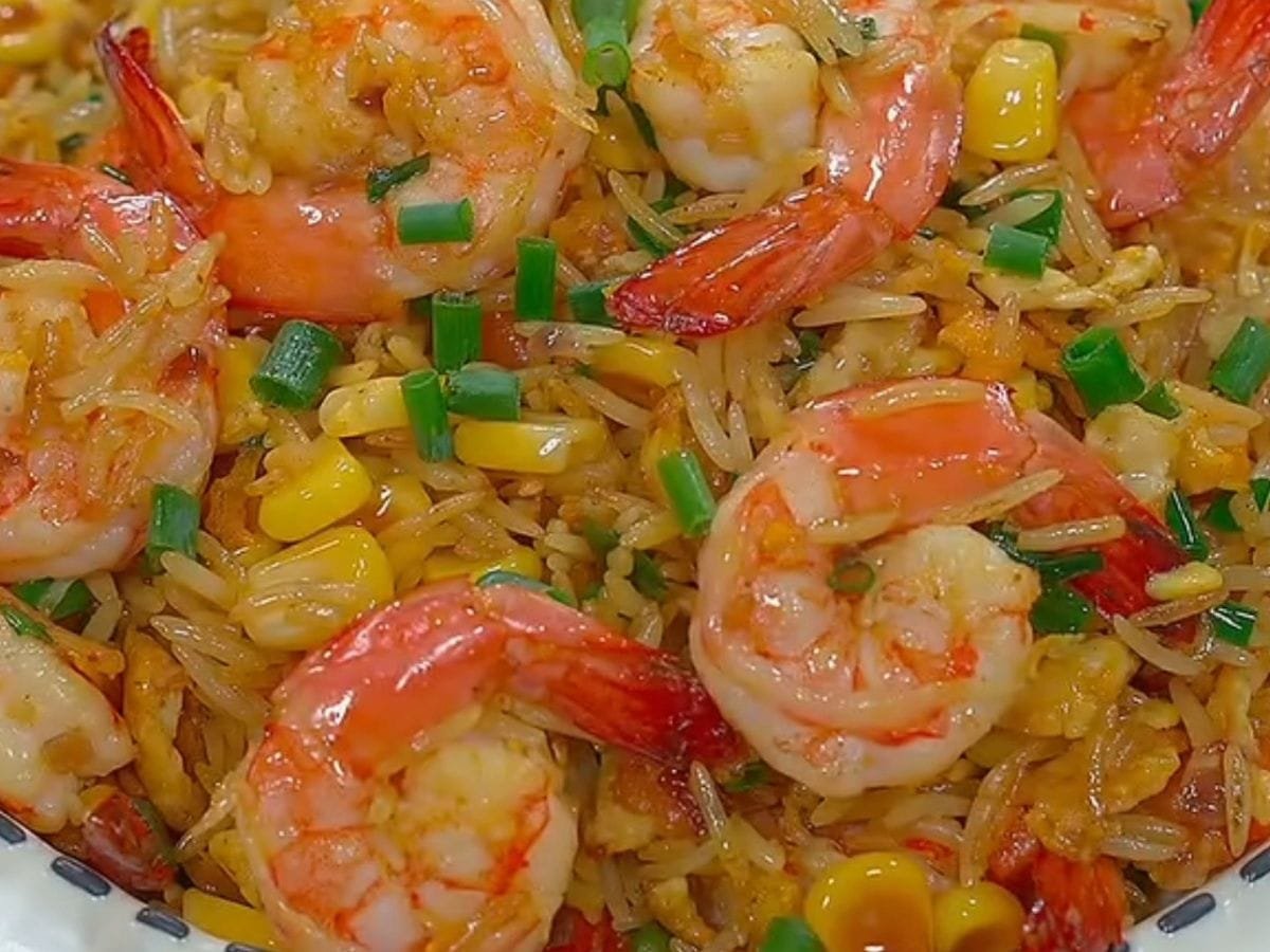 arroz frito com frango
