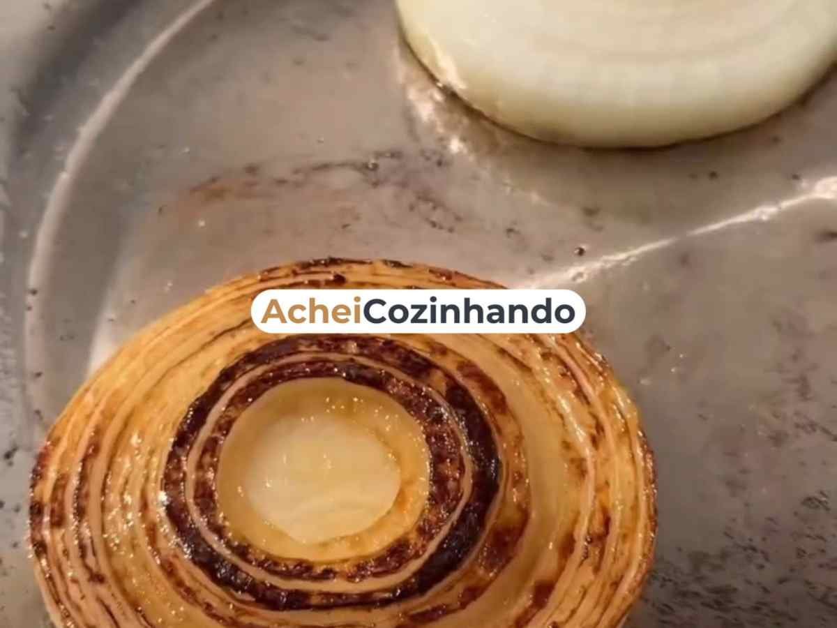 Hambúrguer Fit Sem Pão Vegano: A técnica para um burger de plantas suculento e sem mistério! Hambúrguer Fit Sem Pão cebolas grelhadas